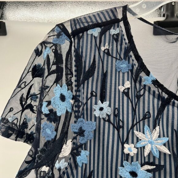 Christopher & Banks Petite Embroidered Floral Layered Top Blue/Multi Size Large - Picture 3 of 9